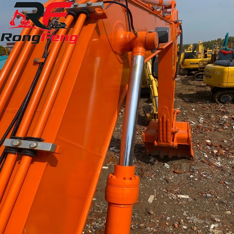 Used Doosan DH150-7 Excavator – 15 Ton, Original Korea, 0.75m³ Bucket - Image 6