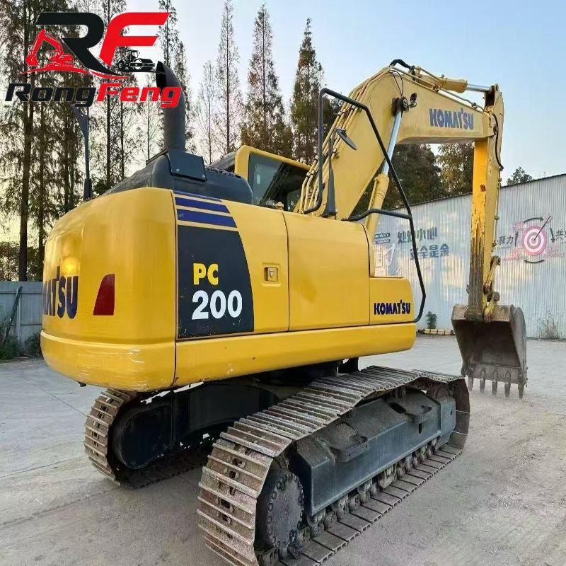 2. Secondhand Komatsu 200-8 Crawler Excavator, SAA6D107E-1 Engine - Image 8
