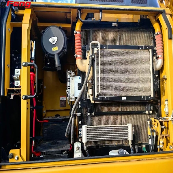 Low Working Hours CAT 320 Used Construction Excavator - Image 6