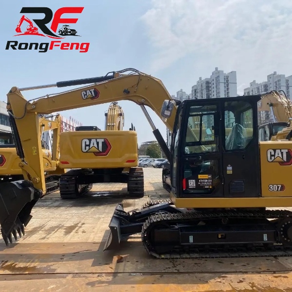 CAT 307 Small Crawler Excavator Original Paint Low Working Hours In Stock - Image 2