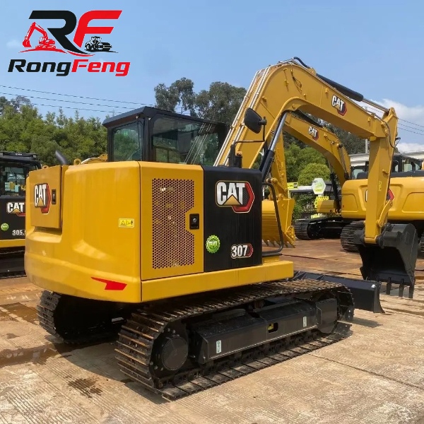 CAT 307 Small Crawler Excavator Original Paint Low Working Hours In Stock - Image 6