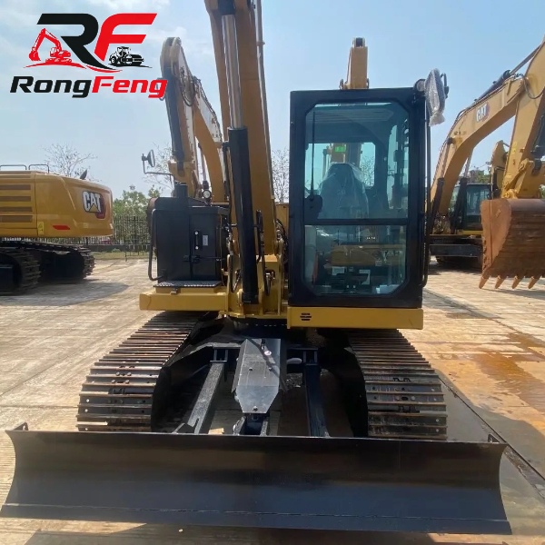 CAT 307 Small Crawler Excavator Original Paint Low Working Hours In Stock - Image 4